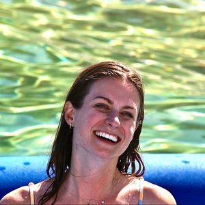 Meet your Posher, Hennesey